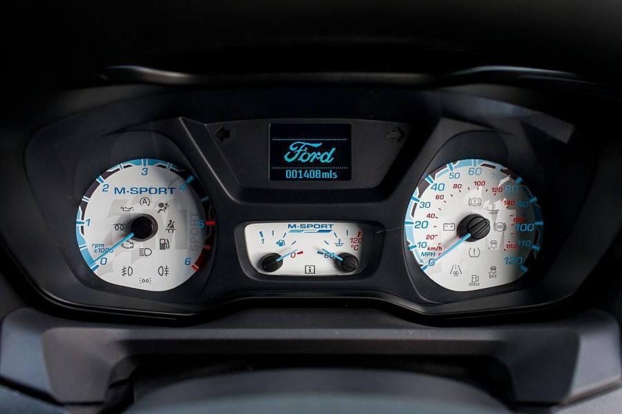  Ford Transit Custom M-Sport 2015 года  (фото 18 из 38)